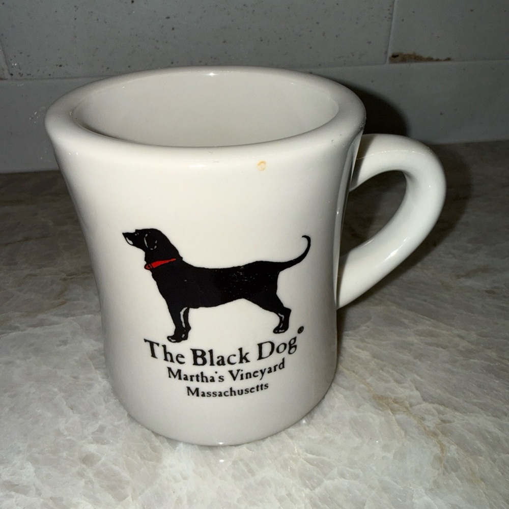 THE BLACK DOG Marthas Vineyard Coffee Heavy Mug